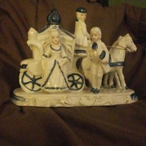 Cinderlla's night out. Blue and white ceramic figu